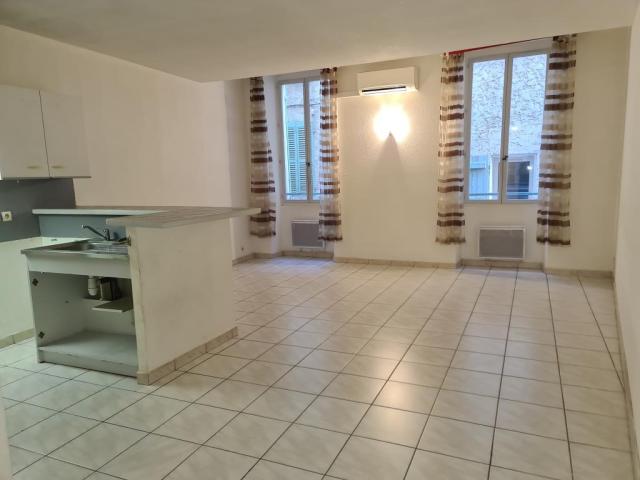 Location appartement T2 Hyeres - Photo 7