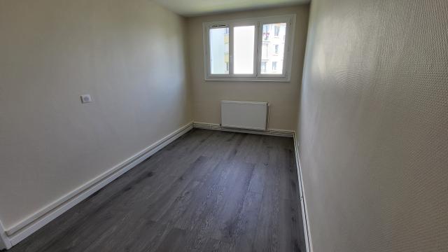 Location appartement T4 Etampes - Photo 4
