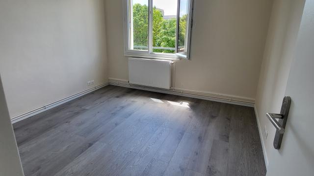 Location appartement T4 Etampes - Photo 5