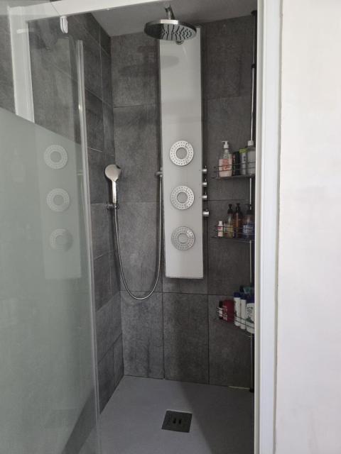 Location maison F8 La Veuve - Photo 2