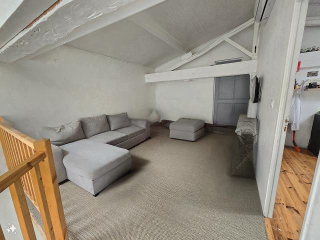 Location maison F8 La Veuve - Photo 7