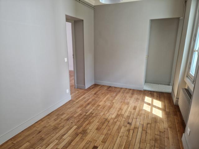 Location appartement T3 St Maurice - Photo 1
