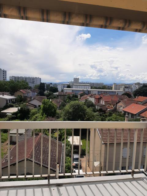 Location appartement T4 Lyon 8 - Photo 7