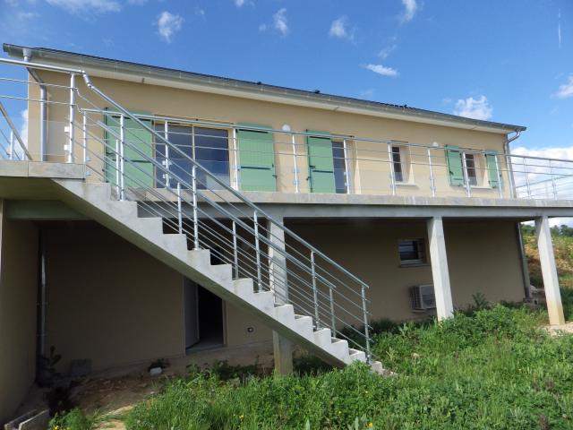 Location maison F5 Glaire - Photo 2