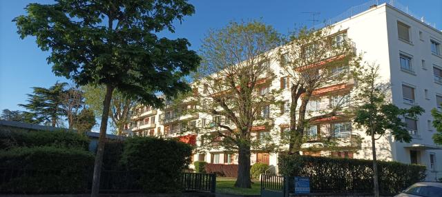 Location appartement T4 St Maur des Fosses - Photo 1