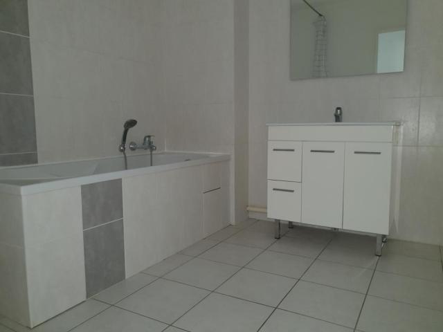 Location appartement T2 Valence - Photo 2