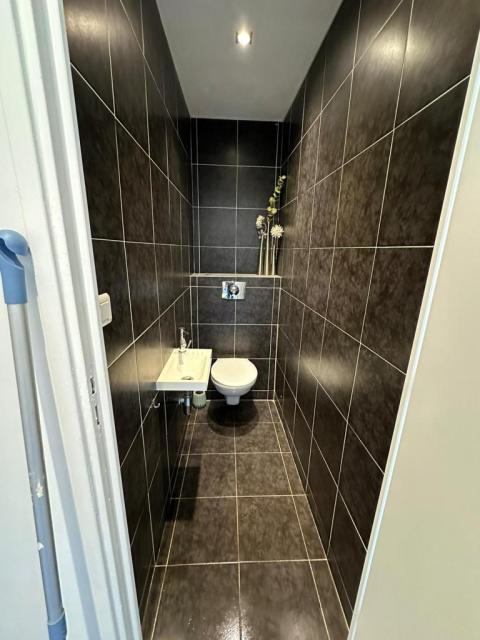 Location appartement T4 Marseille 08 - Photo 4
