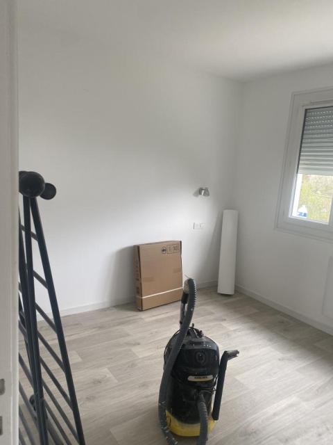Location appartement T2 Trelaze - Photo 2