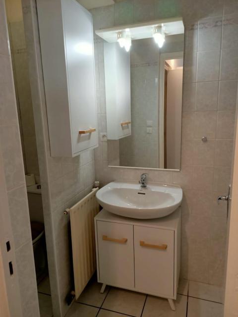 Location studio St Etienne - Photo 7