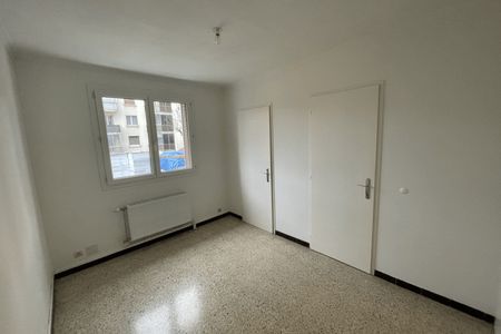 Location appartement T3 St Martin d'Heres - Photo 2