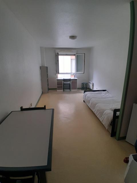 Location studio Lyon 4 - Photo 2