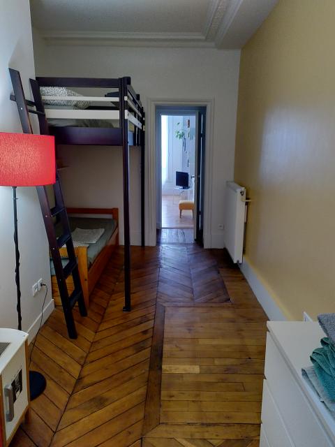 Location appartement T3 Paris 10 - Photo 8