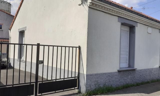Location maison F4 Reze - Photo 1