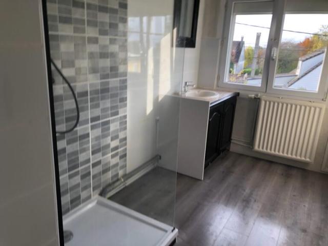 Location maison F5 Escaudoeuvres - Photo 2