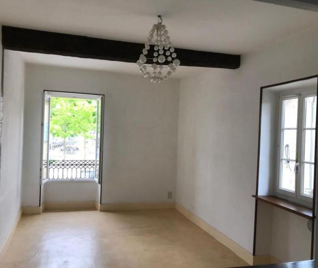 Location appartement T2 Seissan - Photo 1
