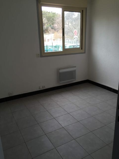 Location appartement T3 Nimes - Photo 4