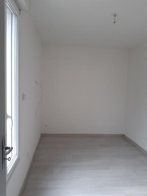 Location maison F2 Pont Ste Marie - Photo 4