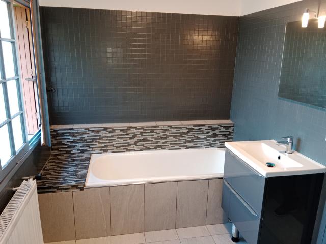 Location maison F8 Evreux - Photo 2