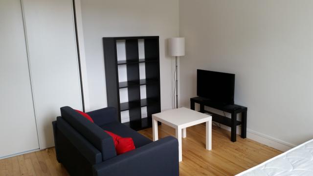 Location appartement T1 St Etienne - Photo 2