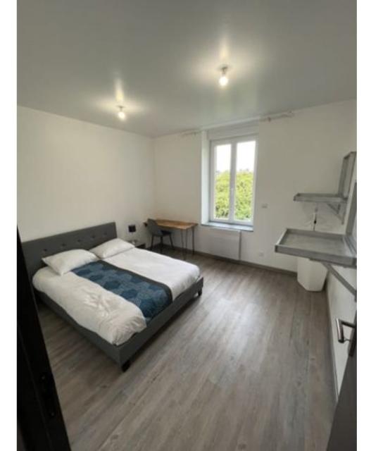 Location appartement T1 Charleville Mezieres - Photo 1