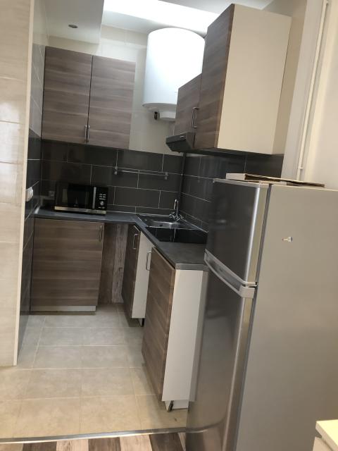 Location appartement T3 Paris 18 - Photo 4