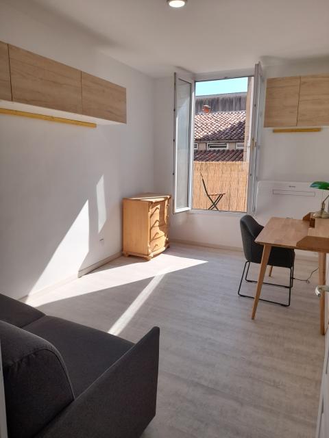 Location studio Marseille 01 - Photo 9