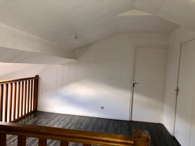 Location appartement T4 Le Chambon Feugerolles - Photo 3