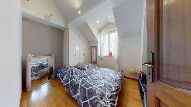 Location appartement T5 Le Raincy - Photo 2