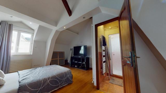 Location appartement T5 Le Raincy - Photo 3