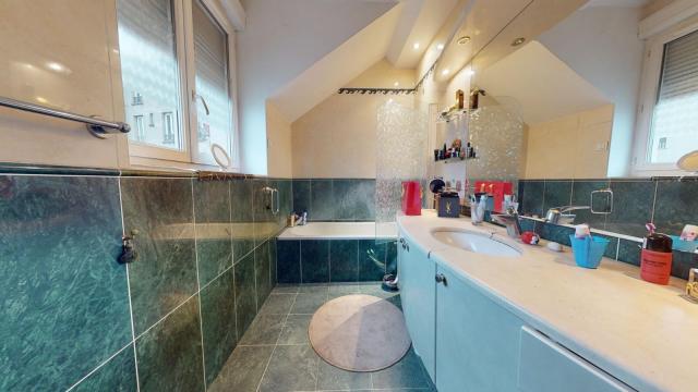 Location appartement T5 Le Raincy - Photo 4