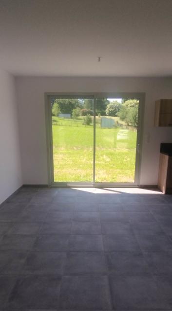 Location maison F4 St Yrieix la Perche - Photo 2