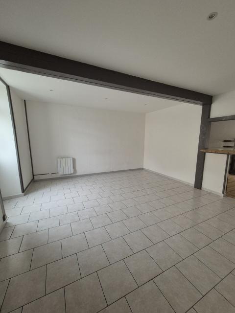 Location maison F4 St Julien de l'Escap - Photo 2