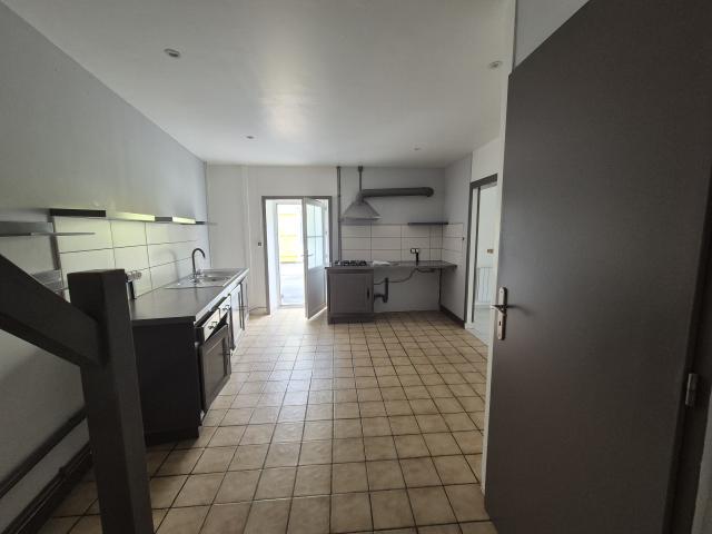 Location maison F4 St Julien de l'Escap - Photo 3