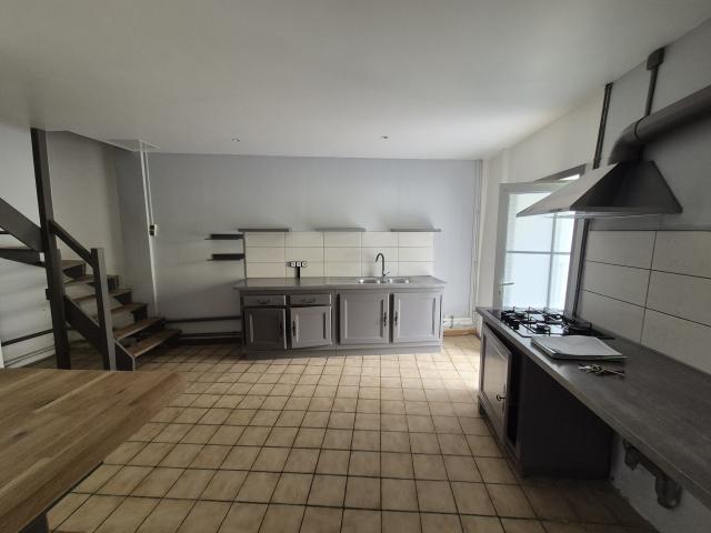 Location maison F4 St Julien de l'Escap - Photo 4