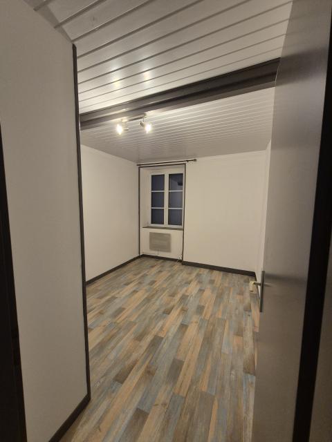 Location maison F4 St Julien de l'Escap - Photo 6