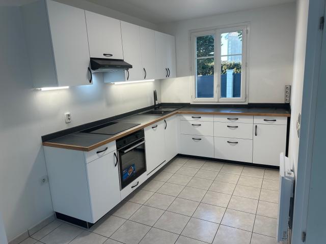 Location maison F4 Le Coudray Montceaux - Photo 9