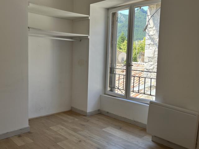 Location appartement T3 Die - Photo 6