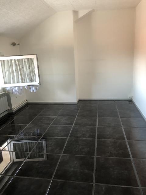 Location appartement T5 Beaumont - Photo 7
