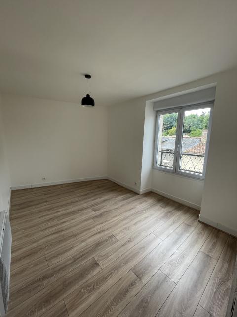 Location appartement T4 Poitiers - Photo 3