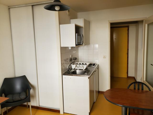 Location studio St Etienne - Photo 4