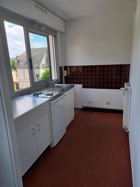 Location appartement T1 Mont St Aignan - Photo 3