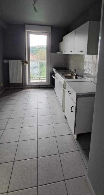 Location appartement T3 St Etienne - Photo 2