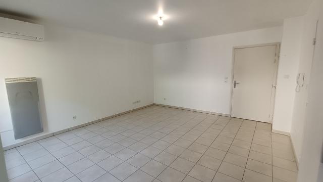 Location appartement T2 Villeurbanne - Photo 2