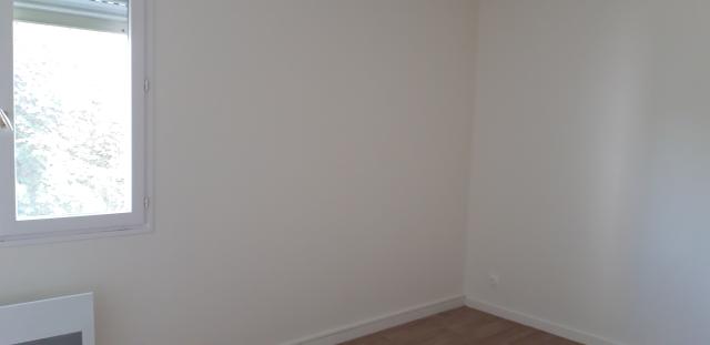 Location appartement T4 St Cyr sur Loire - Photo 3