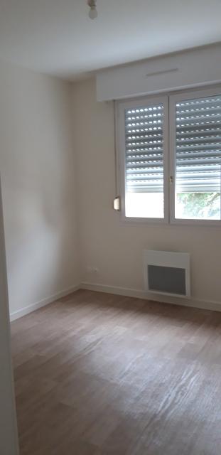 Location appartement T4 St Cyr sur Loire - Photo 4