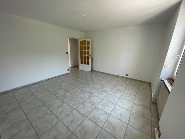 Location appartement T4 Le Creusot - Photo 3