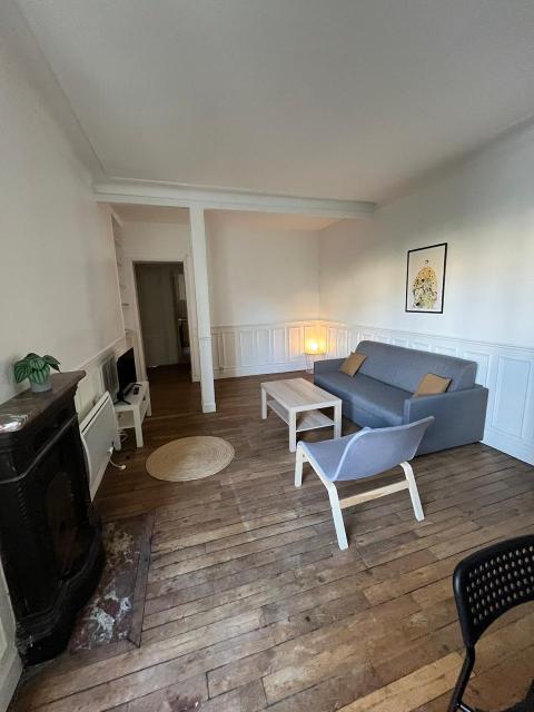 Location appartement T2 Paris 14 - Photo 1