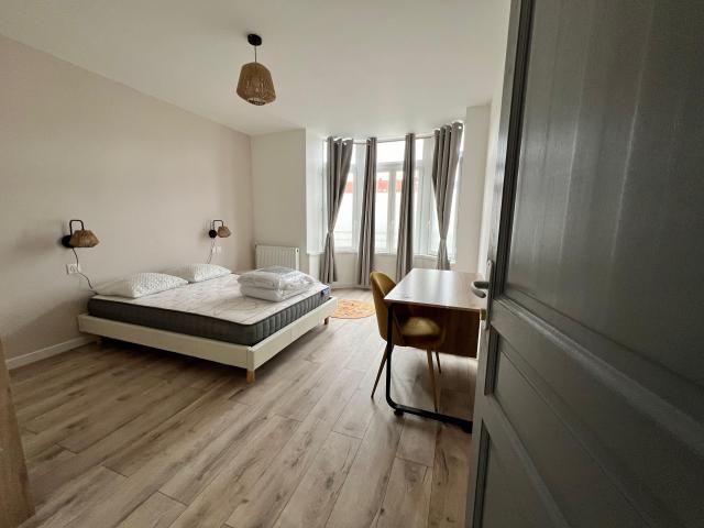 Location maison F6 Roubaix - Photo 2