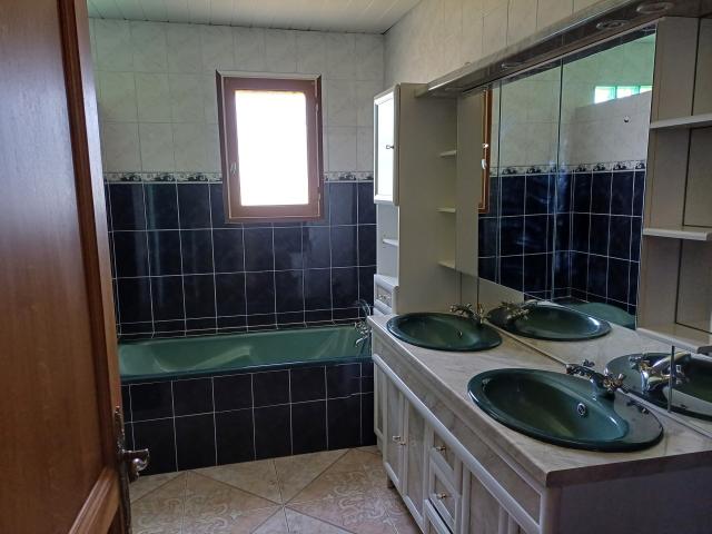 Location maison F4 Aubigny sur Nere - Photo 4