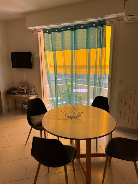 Location appartement T2 Cannes - Photo 9